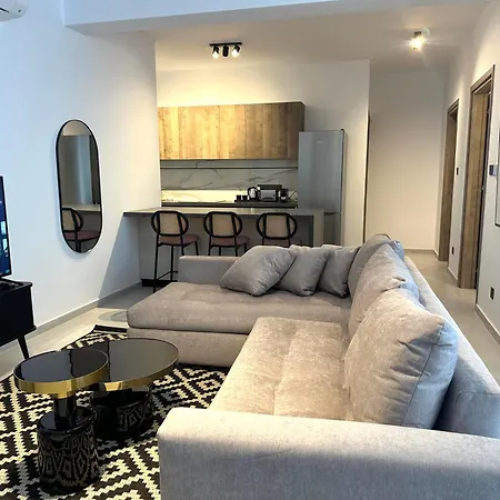 Apartment 204 Lux Level2 Tower 206 *