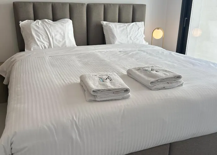 Διαμέρισμα 204 Lux Level2 Tower 206