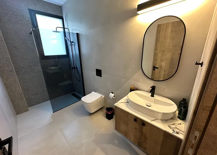 Апартаменты 204 Lux Level2 Tower 206 Никосия