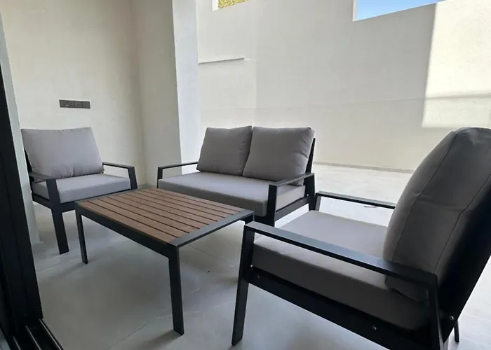 Διαμέρισμα 204 Lux Level2 Tower 206 *