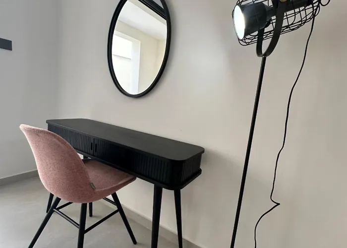 Διαμέρισμα 204 Lux Level2 Tower 206